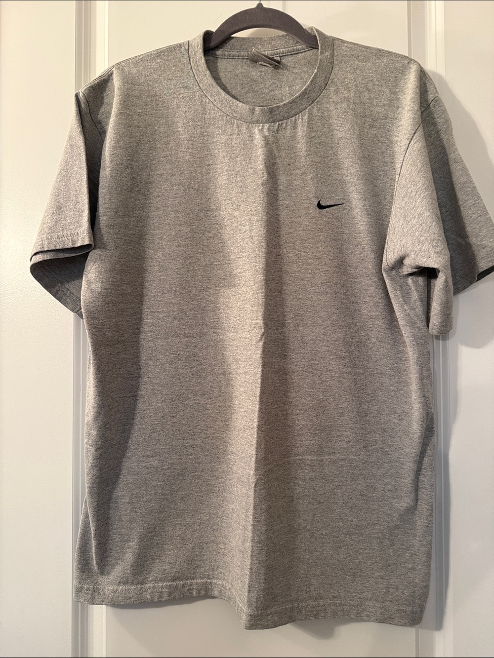 Nike Men’s Grey Crewneck Tee with Black Swoosh Sz M